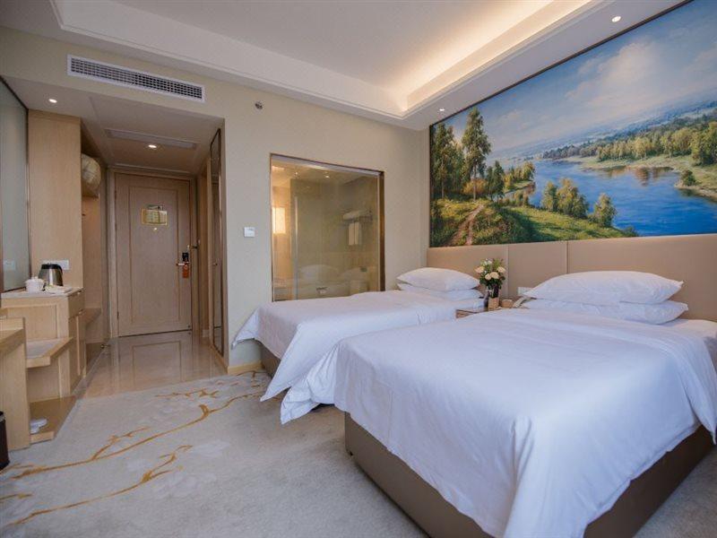 Vienna International Hotel Wuhan Eksteriør bilde