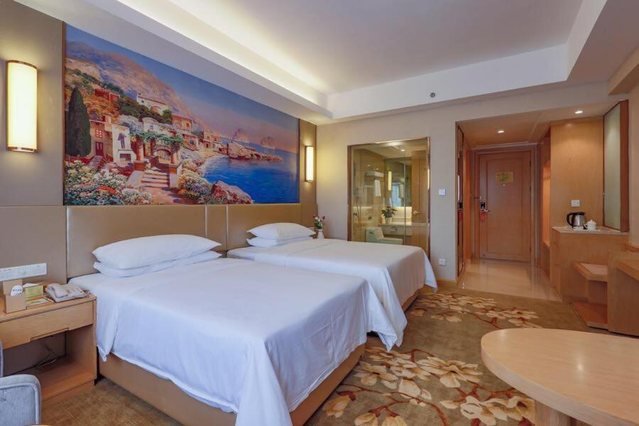 Vienna International Hotel Wuhan Eksteriør bilde